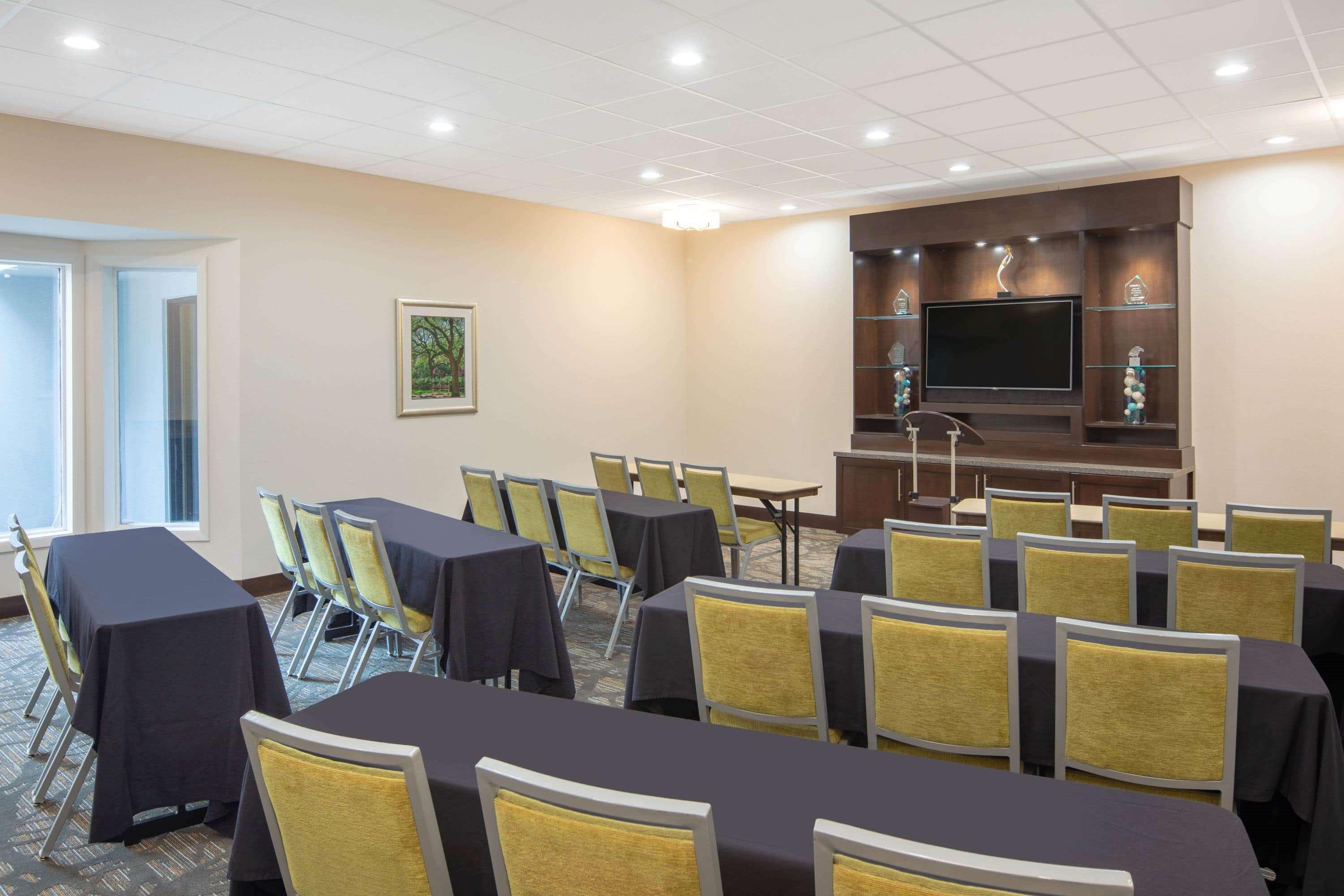 Hotel Wingate By Wyndham Valdosta/Moody Afb Exterior foto